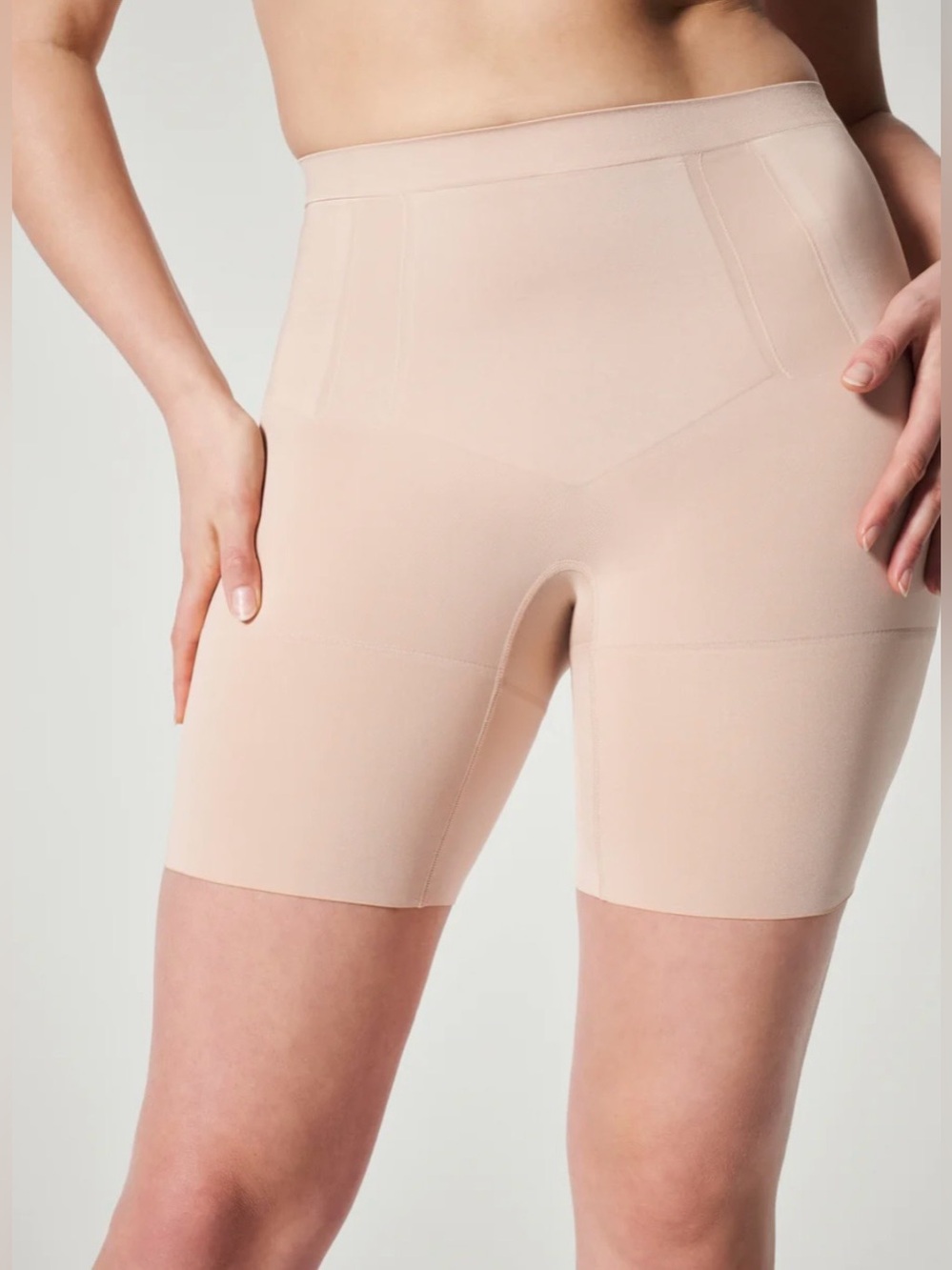 SPANX ON-CORE Mid-thigh Short SS6615 Oat Size XL